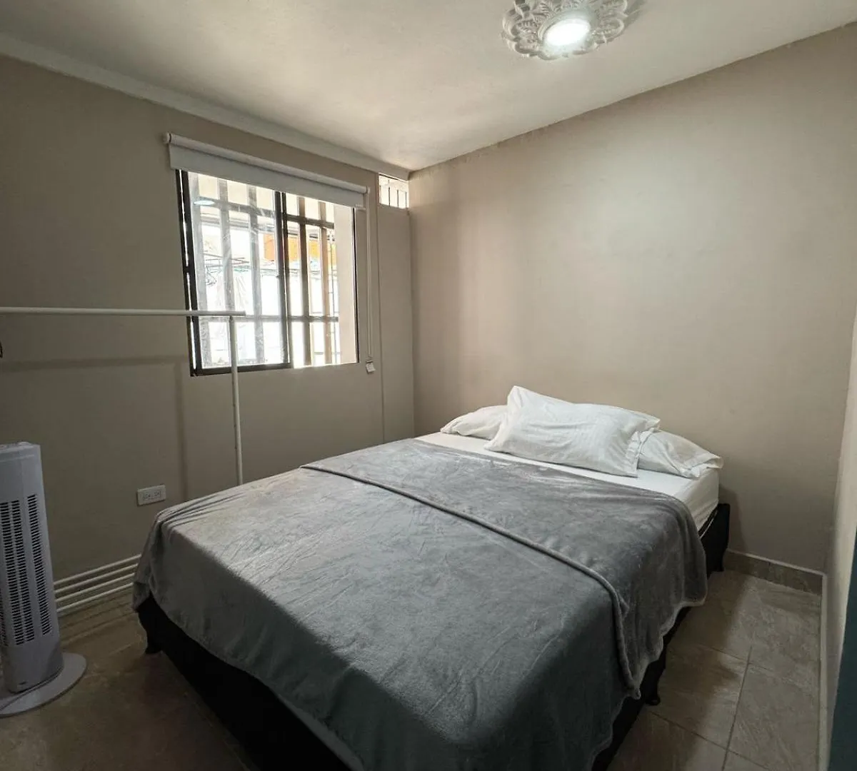 Habitacion Amoblada Sector Laureles, Estadio Capacidad Max 2 Personas Medellín Apartament